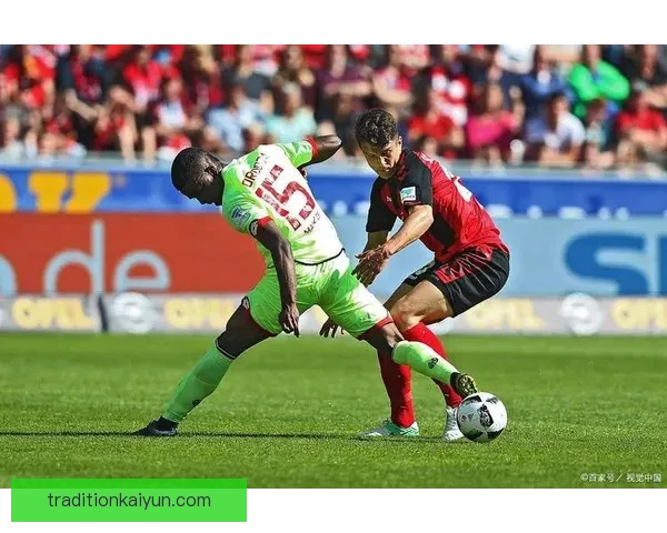 科隆防线稳定，近期表现稳健，球队竞争力增强。